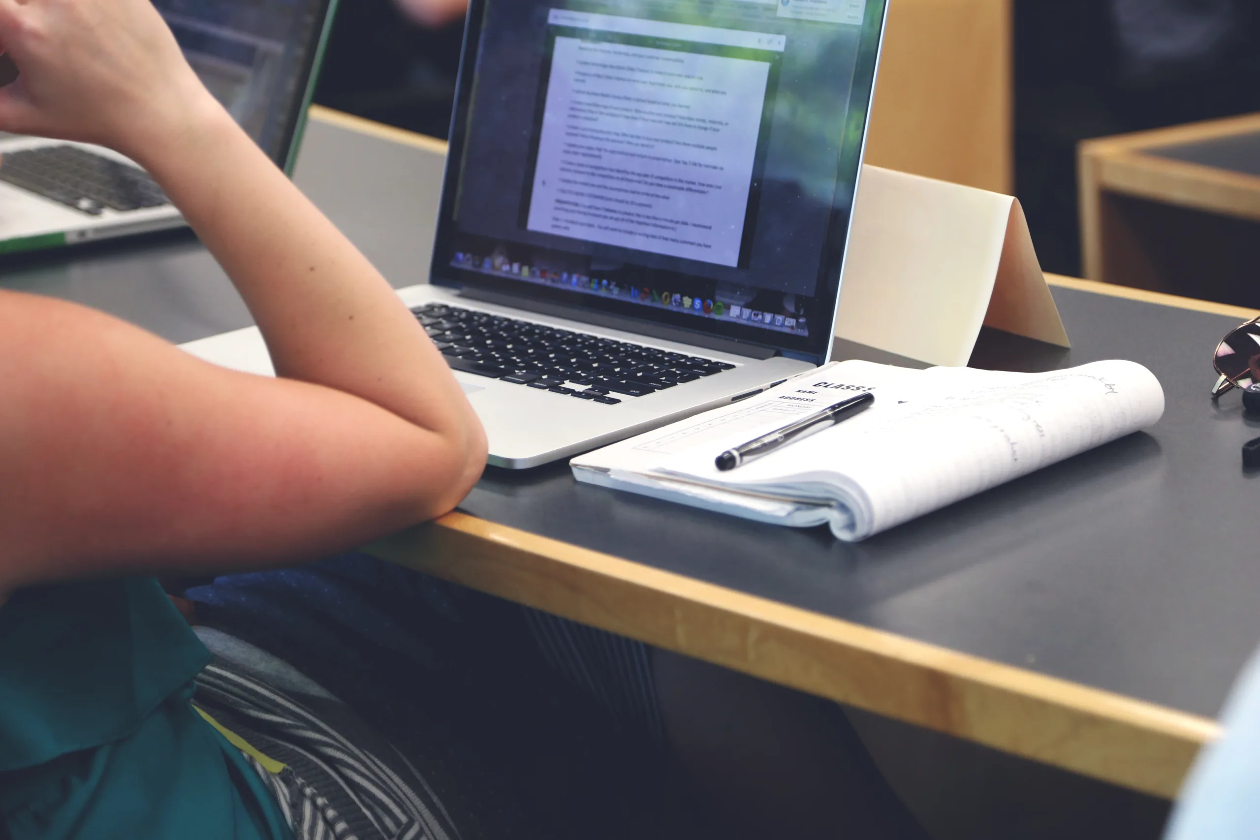 Creating candidate feedback reports